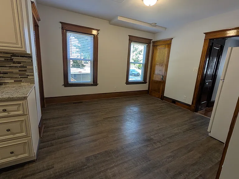 8 Howard Ave #1 — Photo 4