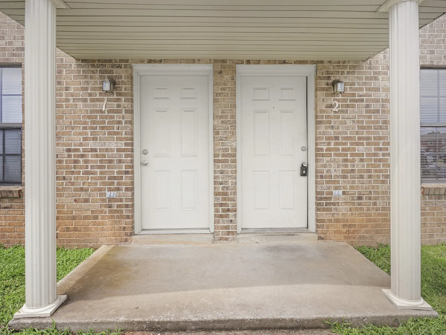 2 bed, 1.5 bath, 1000 sqft, $950 — Photo 3