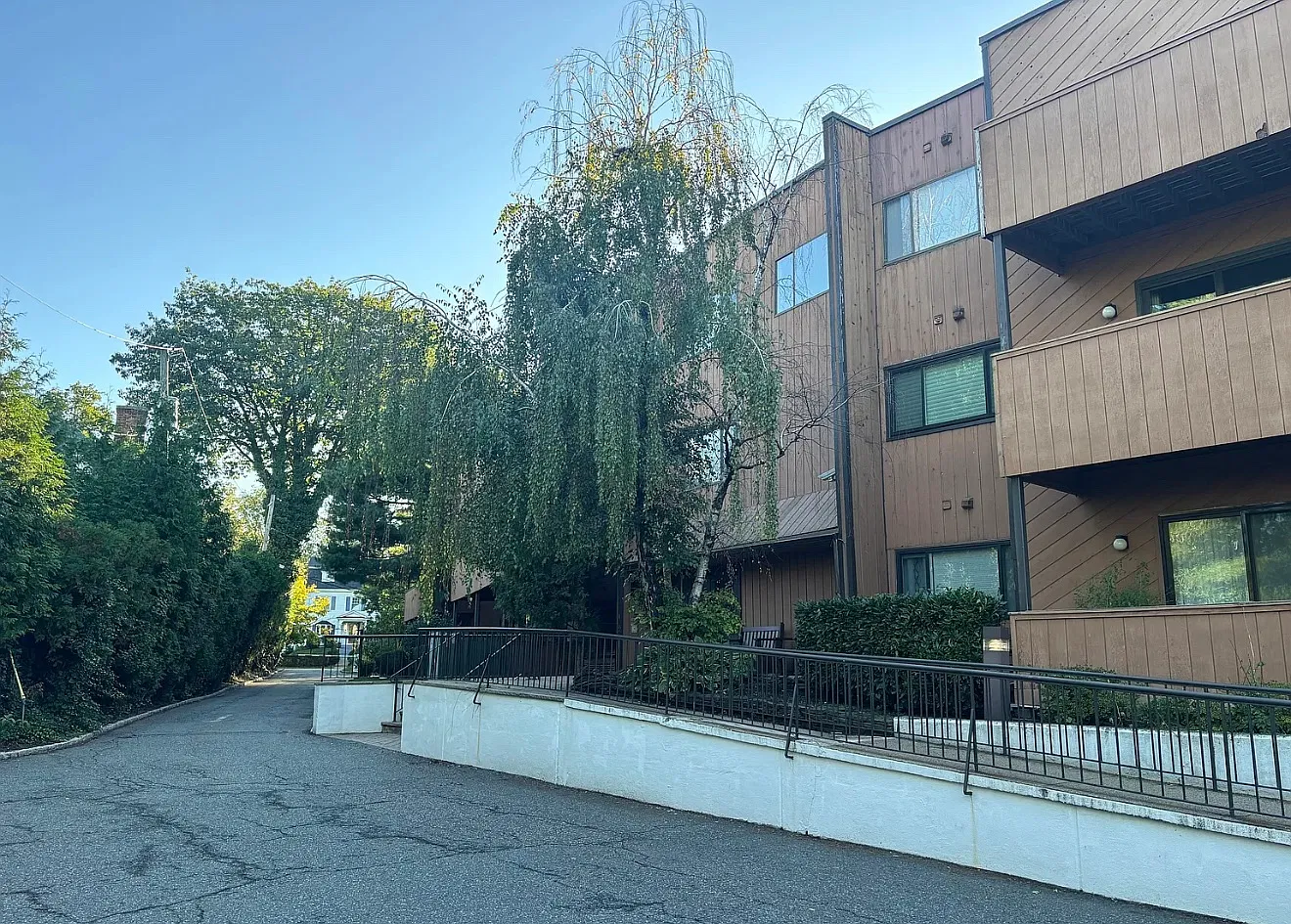 1 bed, 750 sqft, $2,250 — Photo 1
