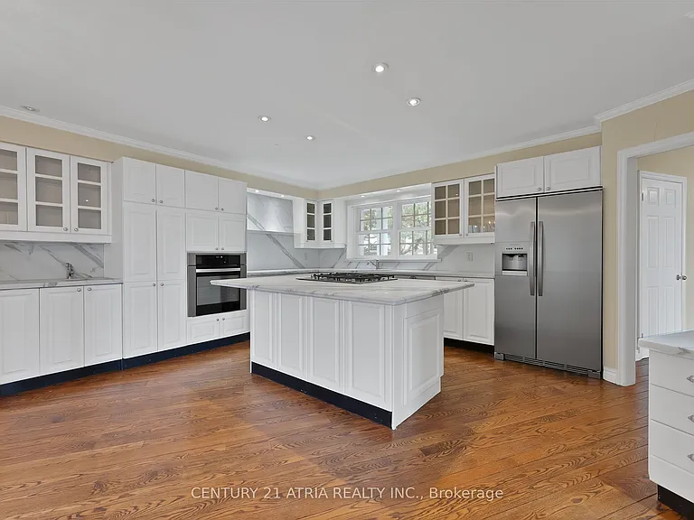 5 Hill Cres — Photo 10