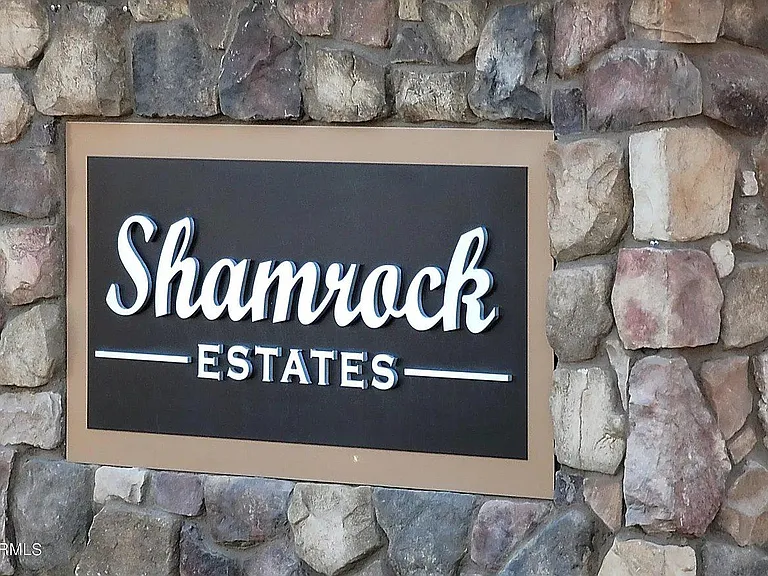 2938 E Blue Ridge Way — Photo 37