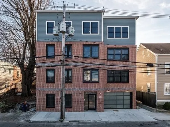 119-121 Addison St #5, Boston, MA 02128