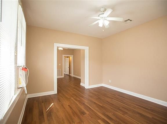 5th image of 468 Hamilton St