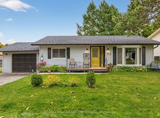 72 Tecumseth Pines Dr, New Tecumseth, ON L0G1W0