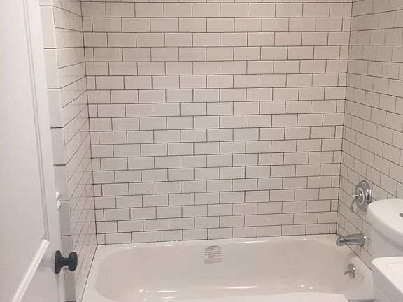 5th image of 289 Macon St #3