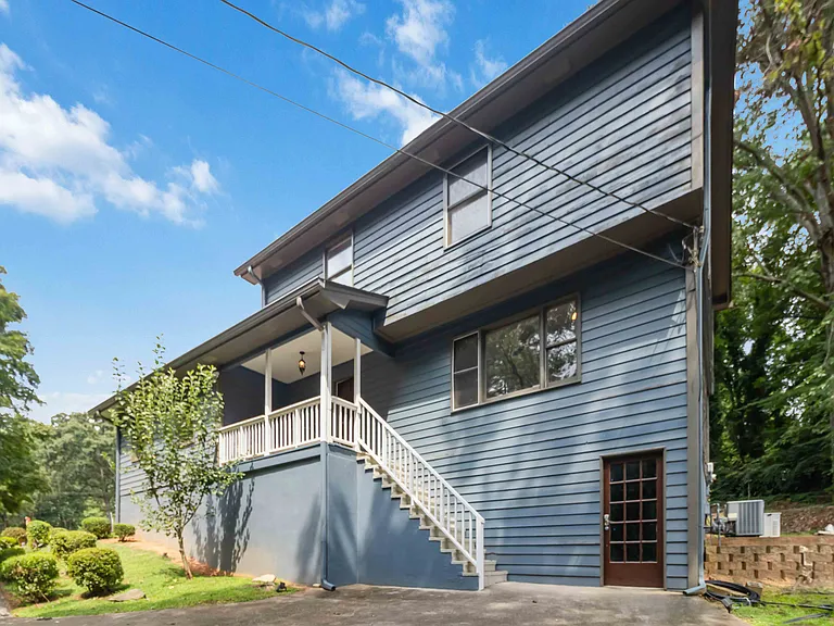 3345 Sharon Cir — Photo 41