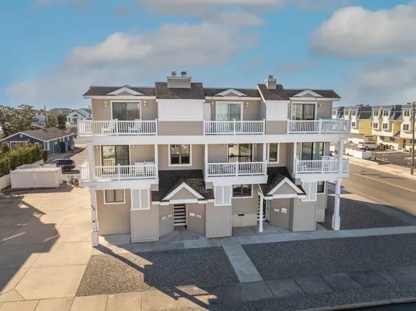 286 16th St APT 3, Avalon, NJ 08202