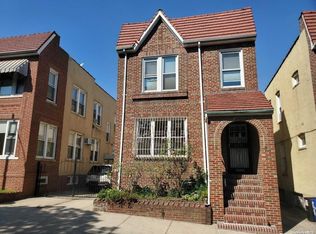 8851 82nd Ave, Ridgewood, NY 11385