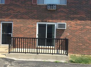 5117 52nd St APT 3, Kenosha, WI 53144