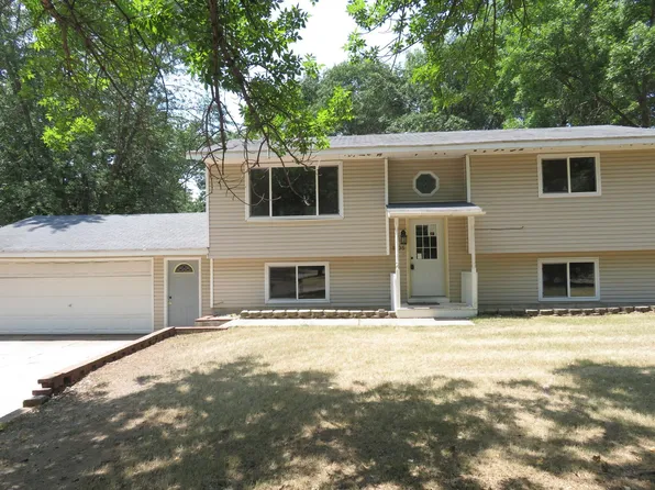 1305 15th Ave N, Princeton, MN 55371