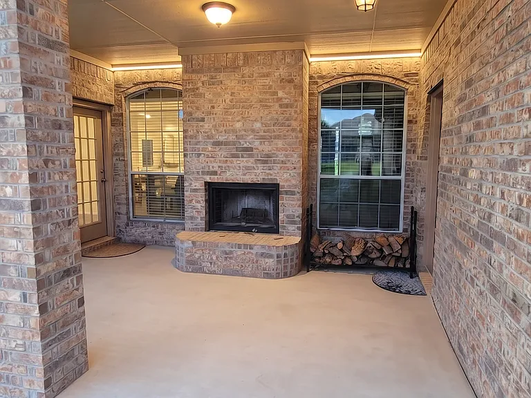 13733 Alterna Dr — Photo 24