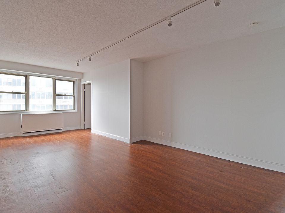 1st image of 400 E 54th St APT 25G