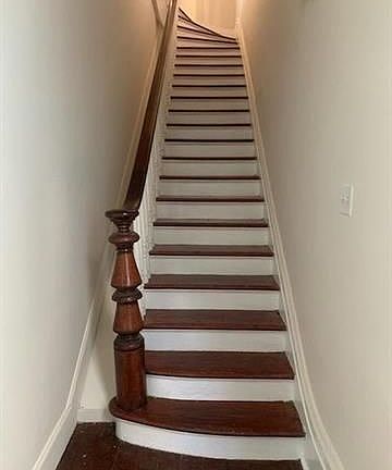 3rd image of 1469 Magazine St APT C