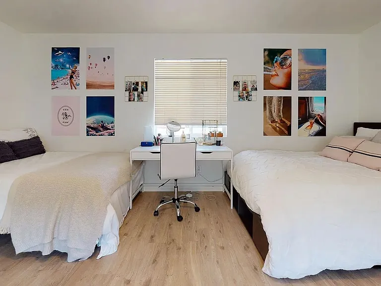 6180-6182 Mary Lane Dr — Photo 10