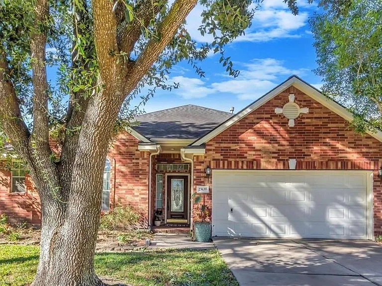 23639 Hawkins Creek Ct — Photo 1