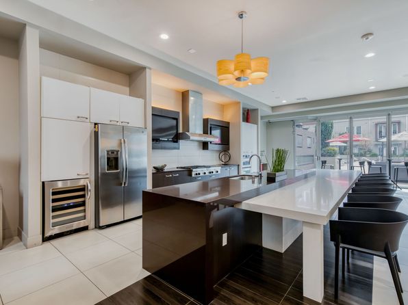 1 Vista Montana APT 2466