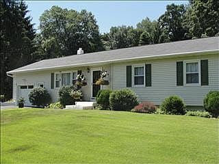 1st image of 22 Luty Dr