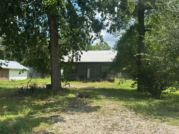 136 Starr St, Livingston, TX 77351