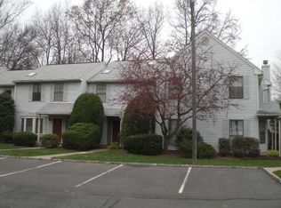 4005 Cricket Cir, Edison, NJ 08820