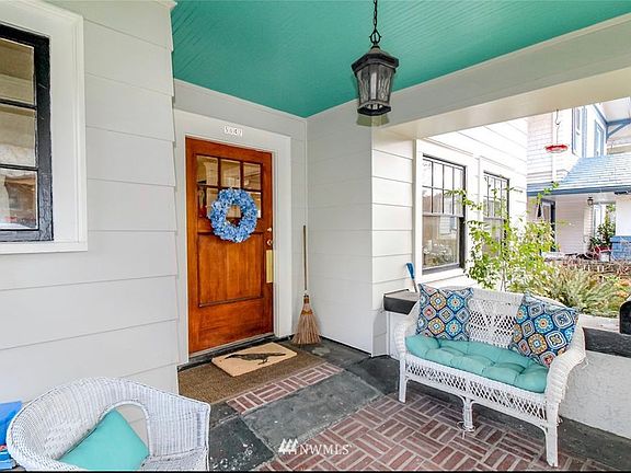 5th image of 5042 18th Ave NE #A