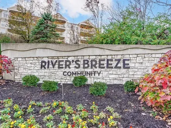 616 Rivers Breeze Dr, Ludlow, KY 41016