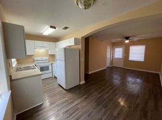 214 Ridgewood Dr, Statesboro, GA 30458