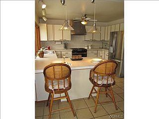 3rd image of 2310 W San Lorenzo Ave
