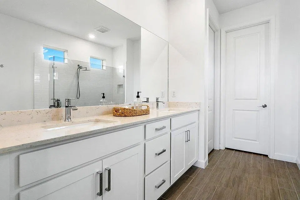 3 bed, 1811 sqft, $3,900 — Photo 4