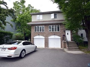 147 County Rd, Tenafly, NJ 07670