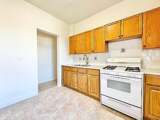 1st image of 1764 E 18th St APT 4B