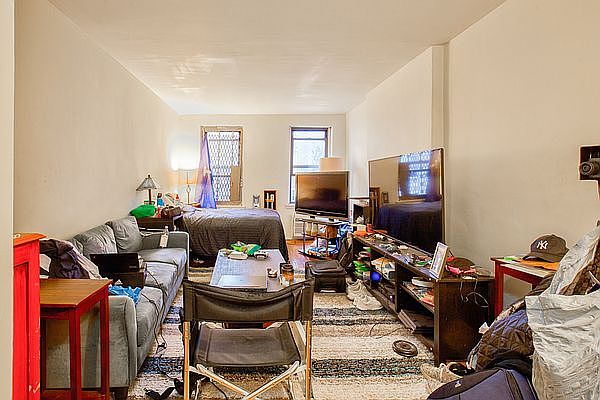 1st image of 418 E 76th St #1C