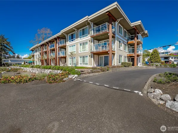 8075 Harborview Road #302, Blaine, WA 98230