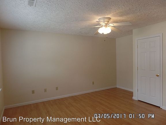 4th image of 3653 Starview Way