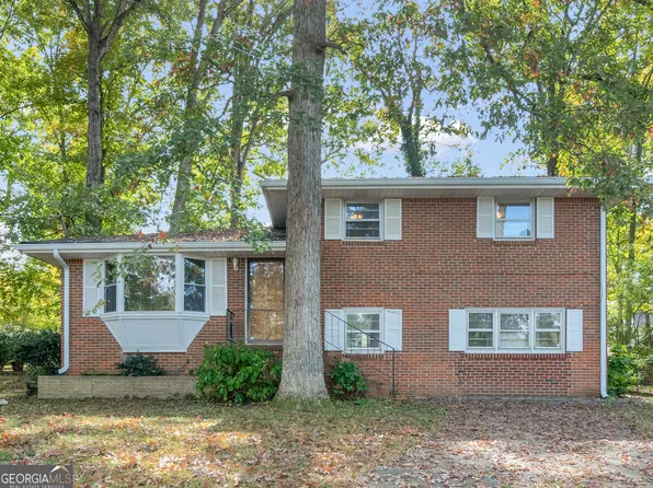 3551 Meadowview Ct, Rex, GA 30273