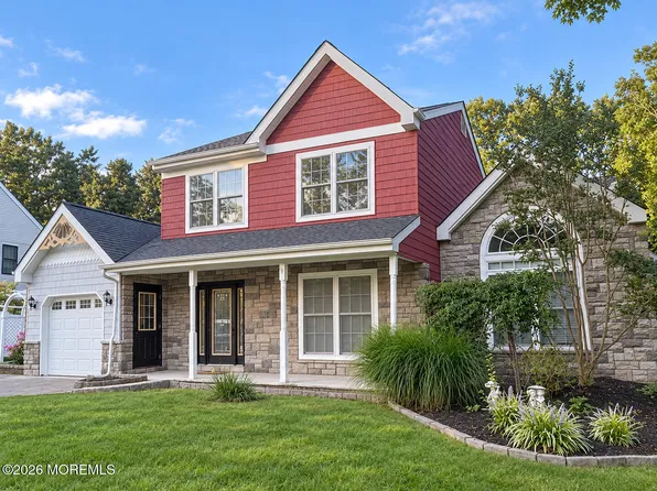 104 Spruce Circle N, Barnegat, NJ 08005