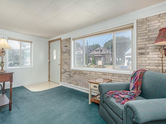 2nd image of 100 Bryant St