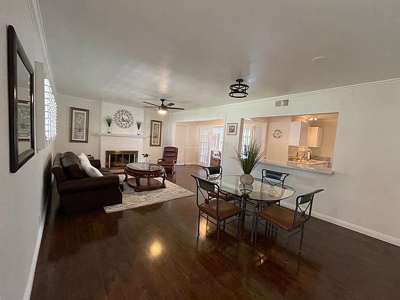4th image of 20336 Lorne St #M