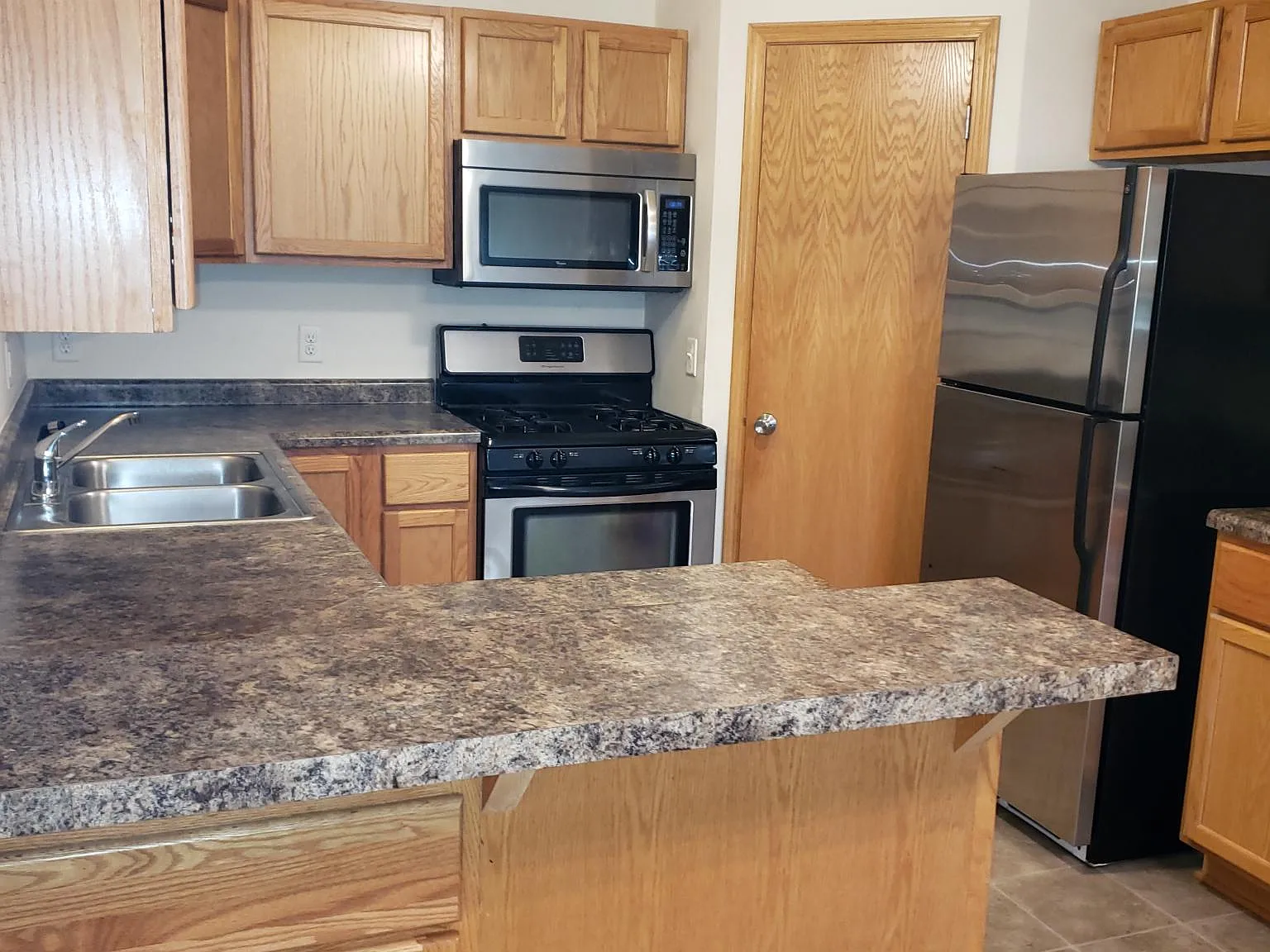 1351 Peitz Ave — Photo 2