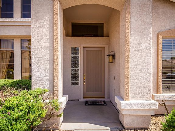 4th image of 2042 W Hawken Way