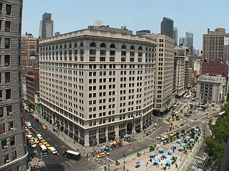 Rented by R New York