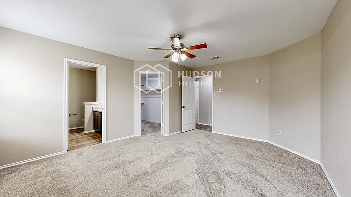 218 Thoroughbred St — Photo 16