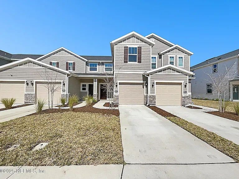 9813 Fiddleback Ln