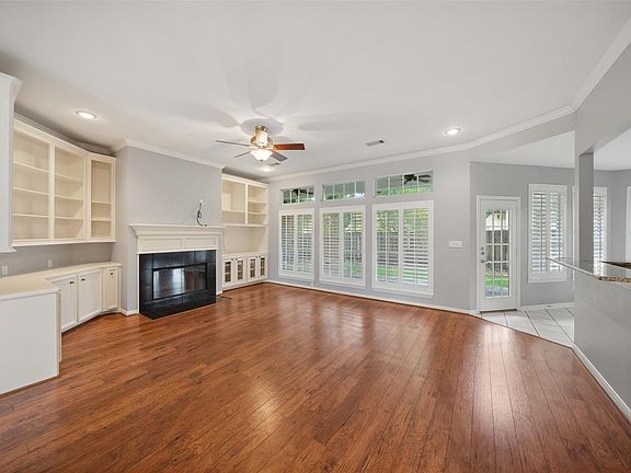 4th image of 118 Wick Willow Dr