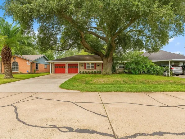 2709 Wisdom Dr, Deer Park, TX 77536