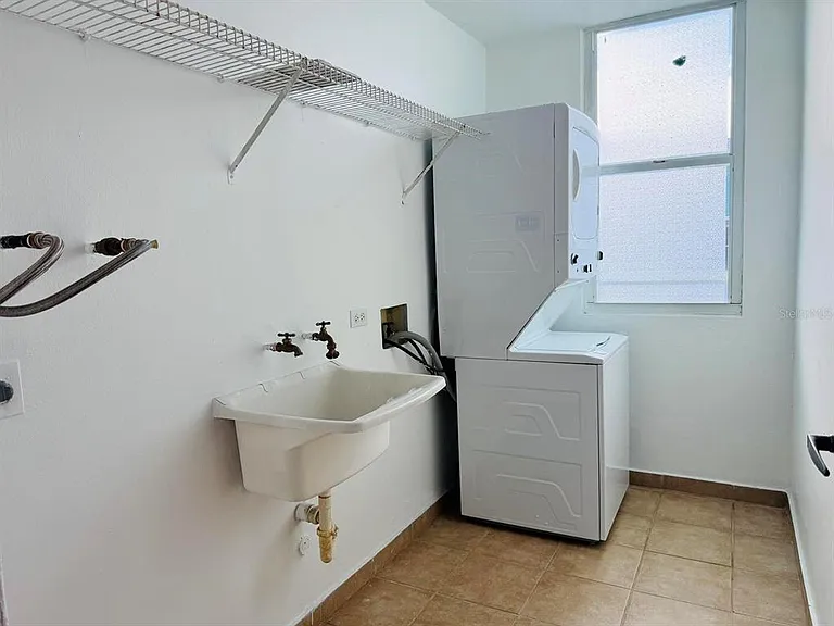 86 Cielo Dorado — Photo 23