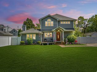 45 Newkirt Ave, West Babylon, NY 11704