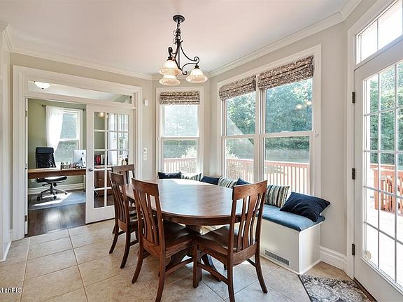 4th image of 10351 Jill Ln