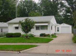 922 S 10th Ave, Marshalltown, IA 50158