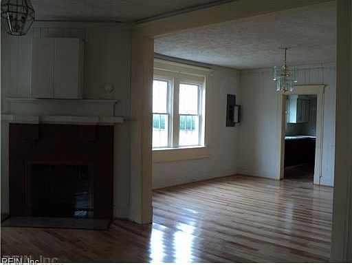 2nd image of 2214 Marshall Ave