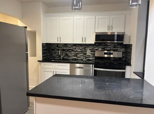 30-79 33rd St #4A, Astoria, NY 11103